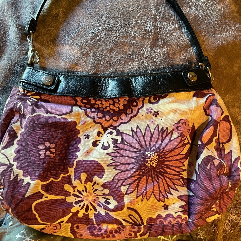 Thirty-one suite skirt purse